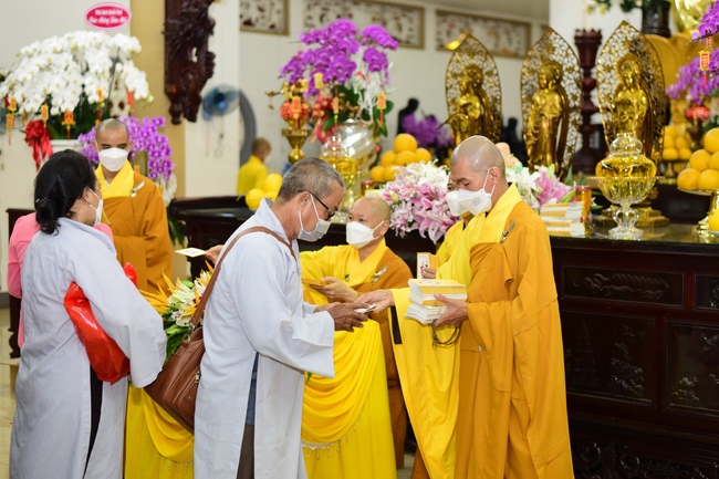 Welcome the New Year’s Eve of the Tiger Year