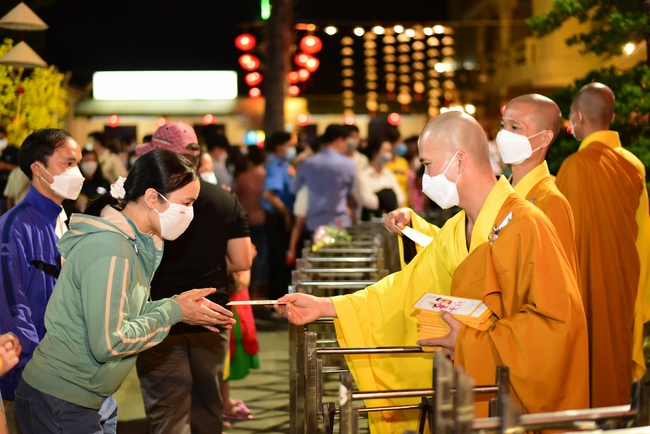 Welcome the New Year’s Eve of the Tiger Year