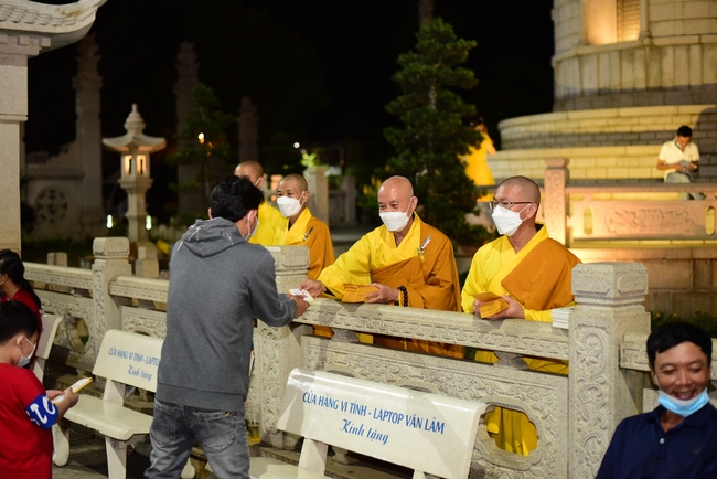 Welcome the New Year’s Eve of the Tiger Year