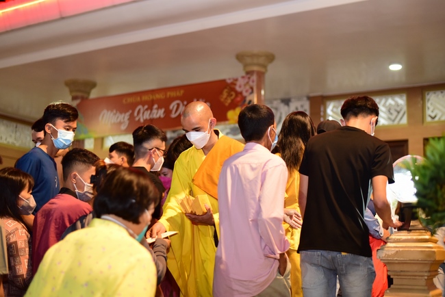 Welcome the New Year’s Eve of the Tiger Year