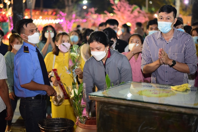 Welcome the New Year’s Eve of the Tiger Year