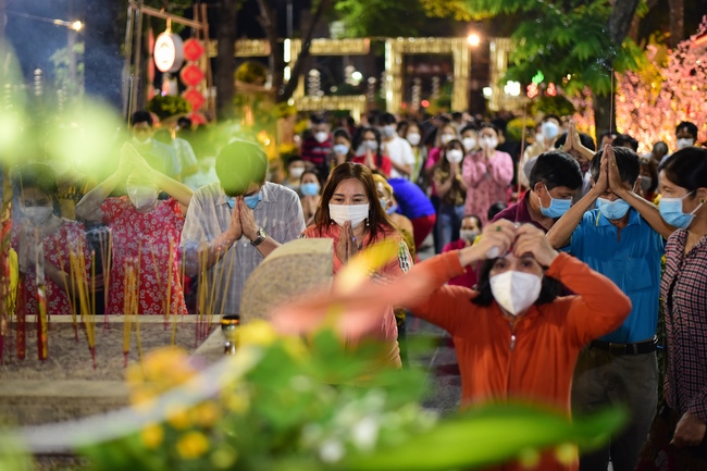 Welcome the New Year’s Eve of the Tiger Year