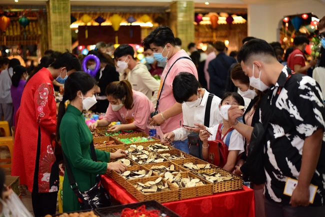 Welcome the New Year’s Eve of the Tiger Year