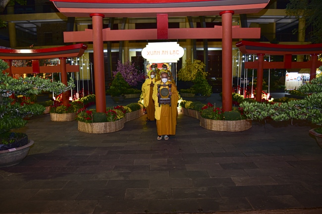 Welcome the New Year’s Eve of the Tiger Year