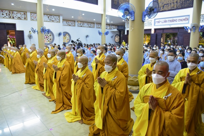 Welcome the New Year’s Eve of the Tiger Year