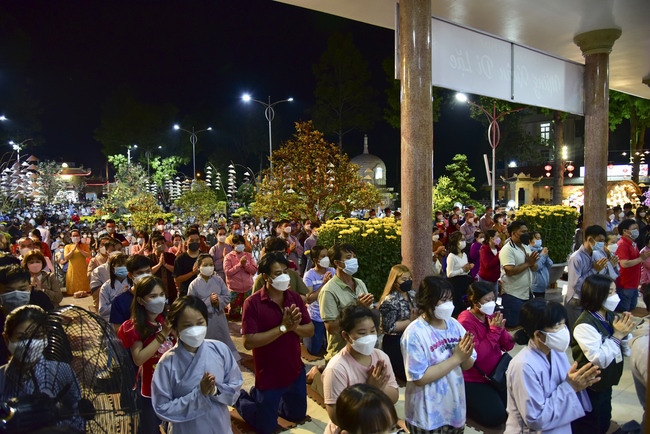 Welcome the New Year’s Eve of the Tiger Year