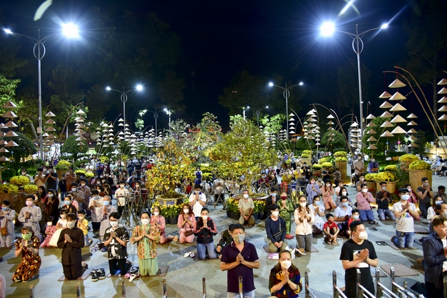 Welcome the New Year’s Eve of the Tiger Year