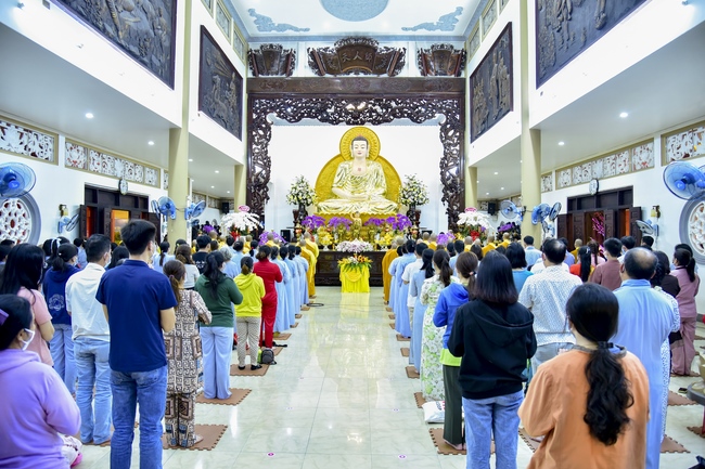 Welcome the New Year’s Eve of the Tiger Year