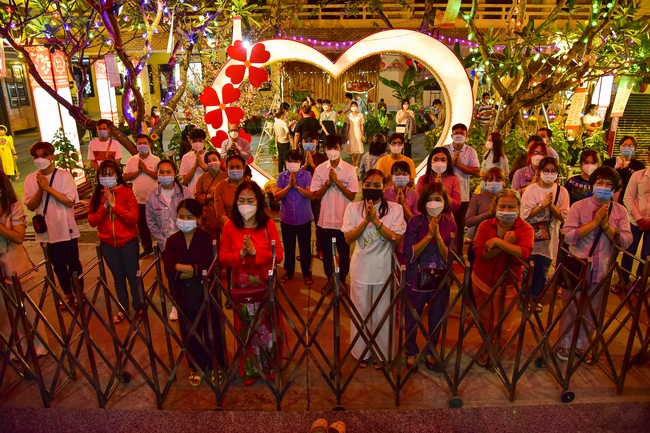 Welcome the New Year’s Eve of the Tiger Year