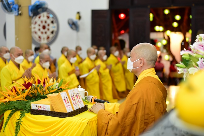 Welcome the New Year’s Eve of the Tiger Year