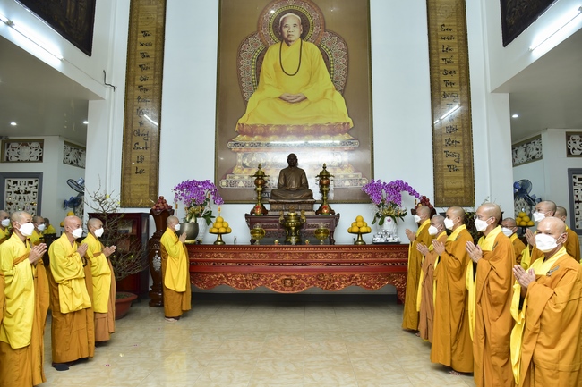 Welcome the New Year’s Eve of the Tiger Year