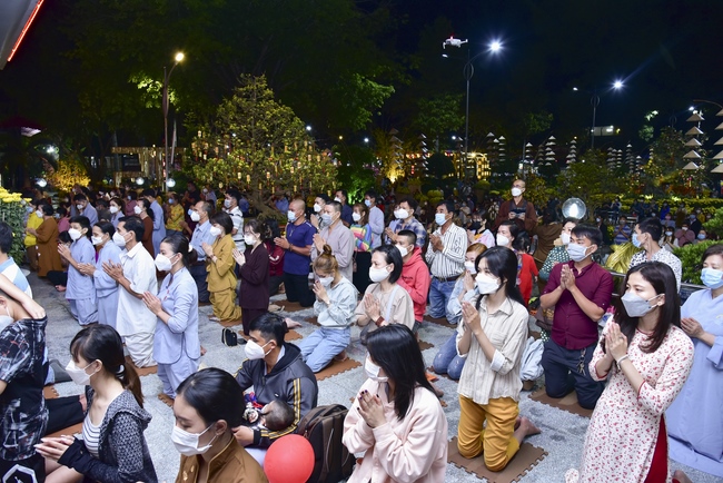 Welcome the New Year’s Eve of the Tiger Year