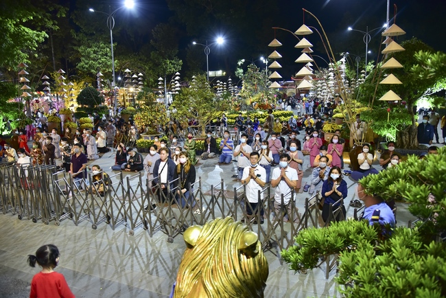 Welcome the New Year’s Eve of the Tiger Year