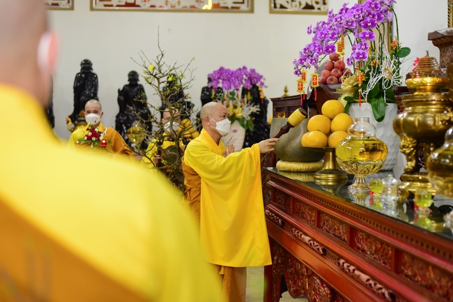 Welcome the New Year’s Eve of the Tiger Year