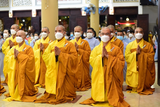 Welcome the New Year’s Eve of the Tiger Year