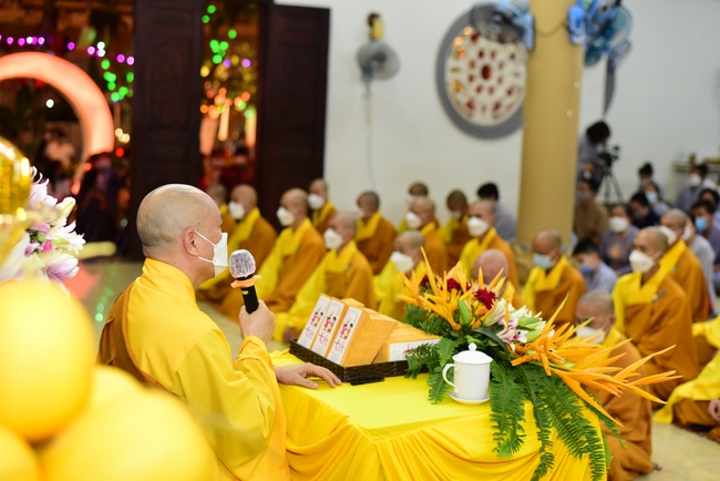 Welcome the New Year’s Eve of the Tiger Year