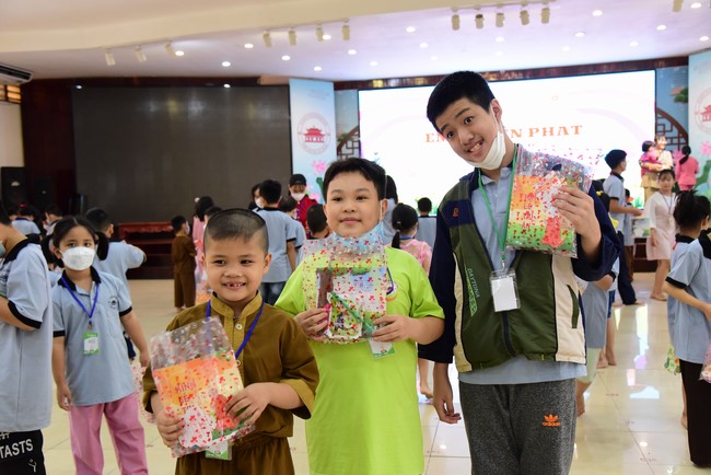 The 28th Kid Playground