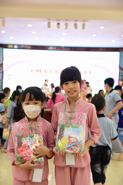 The 28th Kid Playground