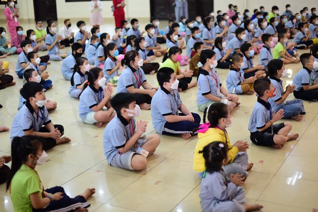 The 28th Kid Playground