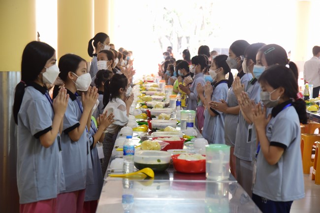 The 28th Kid Playground