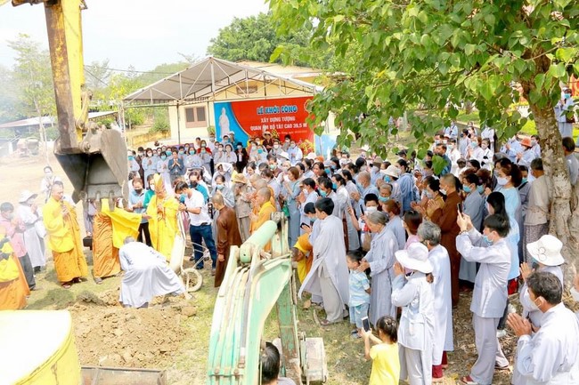 Chùa Hưng Pháp:  Lễ Cầu An Đầu Năm và Lễ Khởi Công Xây Dựng Tôn Tượng Quan Âm