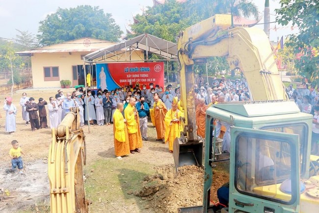 Chùa Hưng Pháp:  Lễ Cầu An Đầu Năm và Lễ Khởi Công Xây Dựng Tôn Tượng Quan Âm