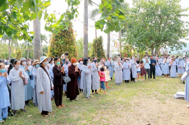 Chùa Hưng Pháp:  Lễ Cầu An Đầu Năm và Lễ Khởi Công Xây Dựng Tôn Tượng Quan Âm