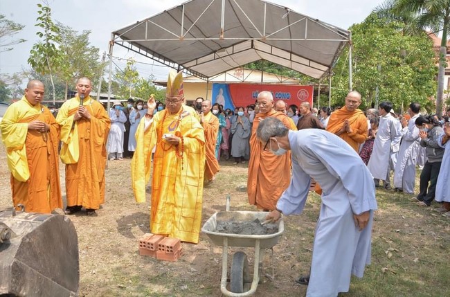 Chùa Hưng Pháp:  Lễ Cầu An Đầu Năm và Lễ Khởi Công Xây Dựng Tôn Tượng Quan Âm