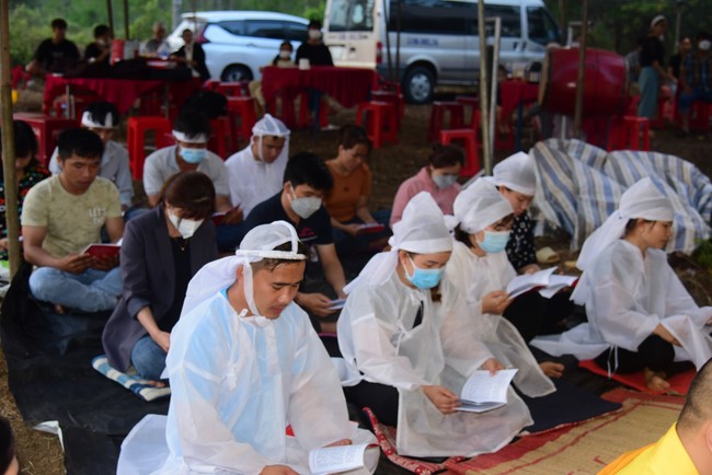 Viếng tang lễ Phật tử Quảng Thượng ở Đồng Nai