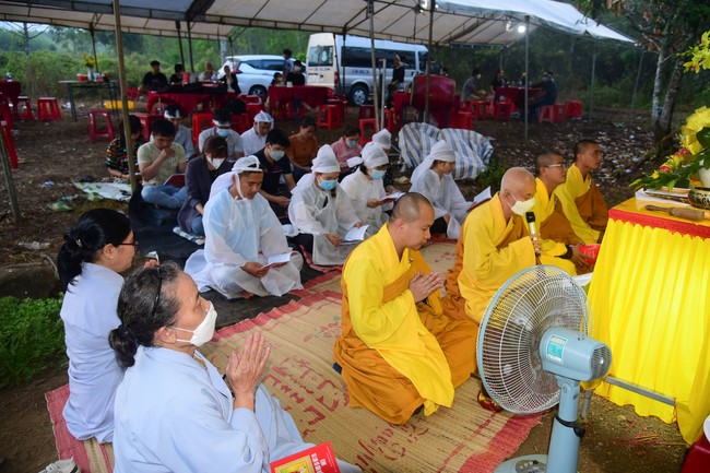 Viếng tang lễ Phật tử Quảng Thượng ở Đồng Nai