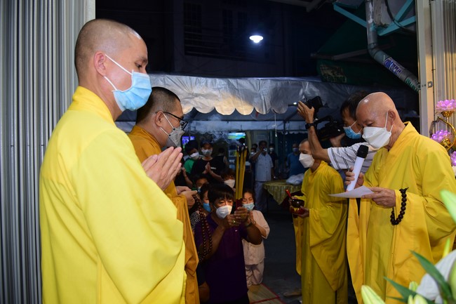 Viếng tang lễ Phật tử Diệu Bảo ở quận 3