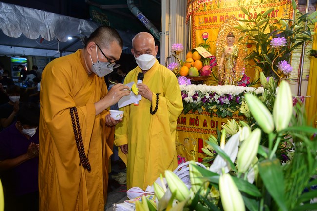 Viếng tang lễ Phật tử Diệu Bảo ở quận 3