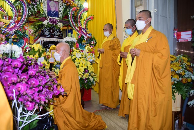 Viếng tang lễ Phật tử Diệu Bảo ở quận 3