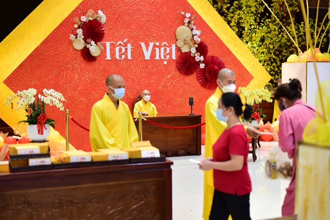 Chùm ảnh mồng hai Tết Nhâm Dần