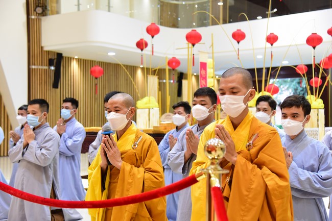 Chùm ảnh mồng hai Tết Nhâm Dần