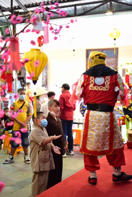 Chùm ảnh mồng hai Tết Nhâm Dần