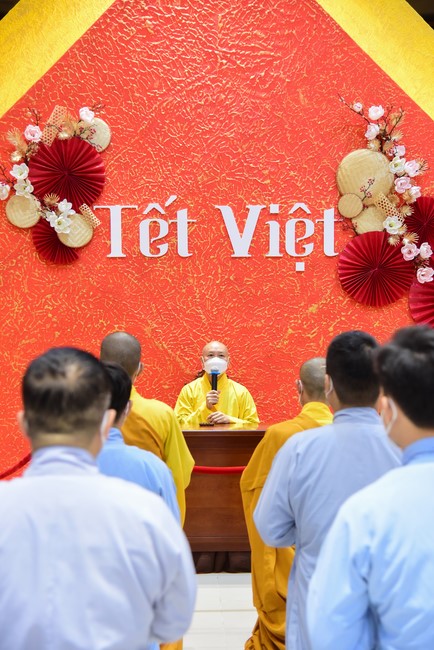 Chùm ảnh mồng hai Tết Nhâm Dần