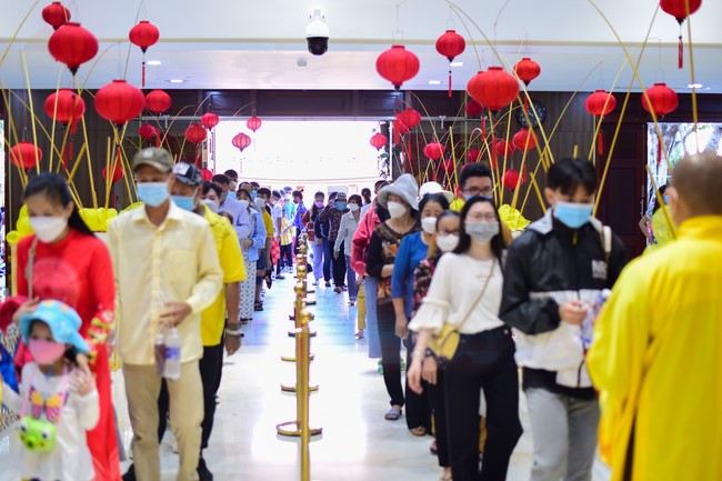 Chùm ảnh mồng hai Tết Nhâm Dần