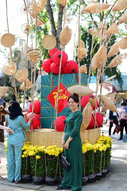 Chùm ảnh mồng hai Tết Nhâm Dần