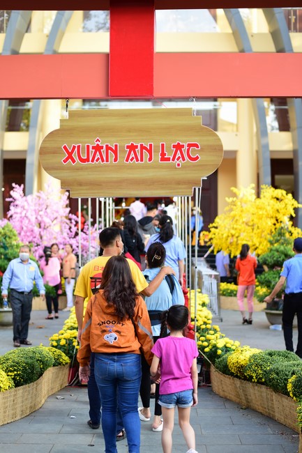 Chùm ảnh mồng hai Tết Nhâm Dần