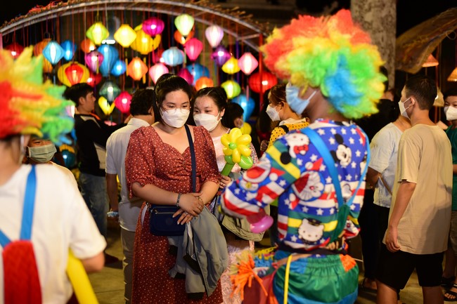 Chùm ảnh mồng hai Tết Nhâm Dần