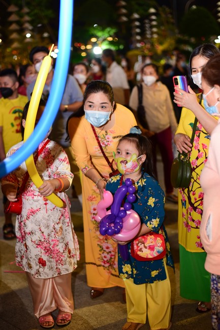 Chùm ảnh mồng hai Tết Nhâm Dần