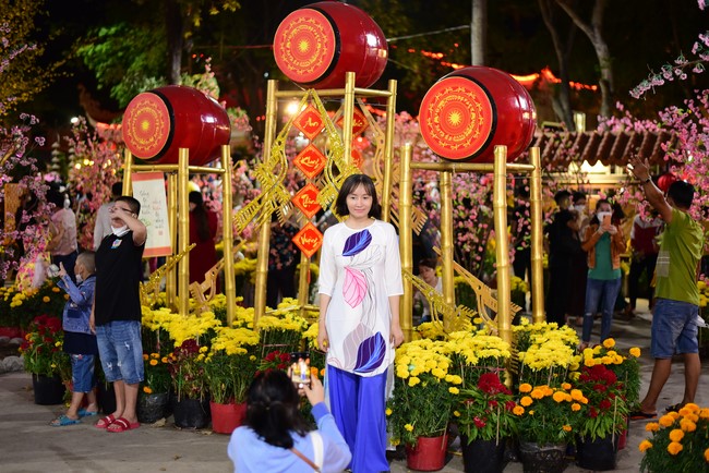 Chùm ảnh mồng hai Tết Nhâm Dần