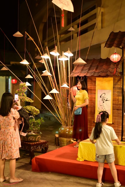 Chùm ảnh mồng hai Tết Nhâm Dần