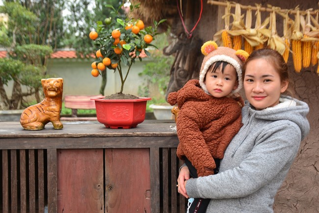 Welcome New Year's Eve at Tay Khanh pagoda