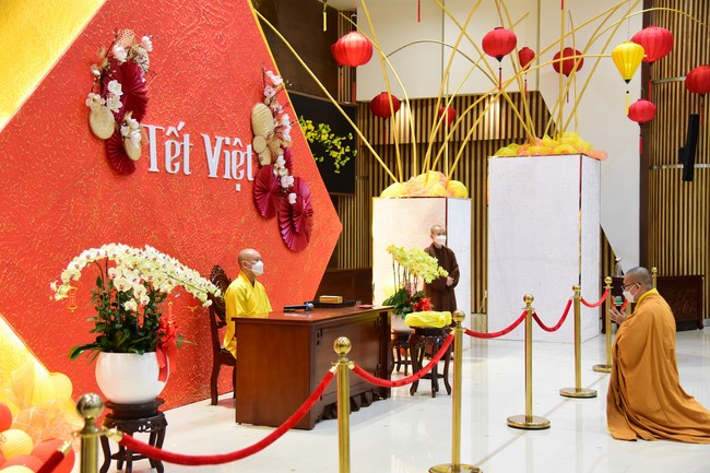 Chùm ảnh mồng bốn Tết Nhâm Dần