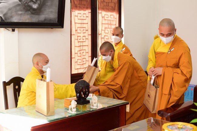 Chùm ảnh mồng bốn Tết Nhâm Dần