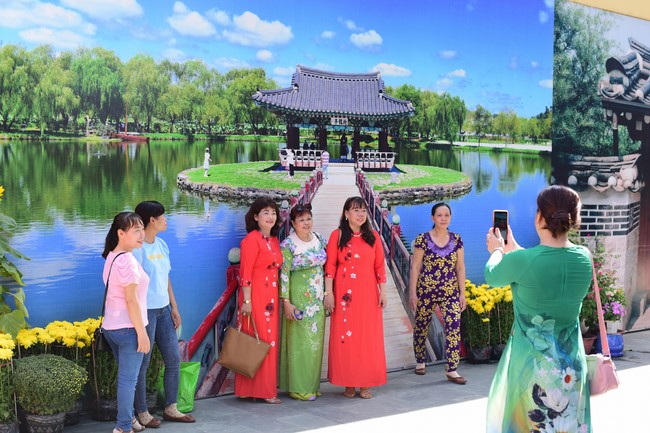 Chùm ảnh mồng bốn Tết Nhâm Dần