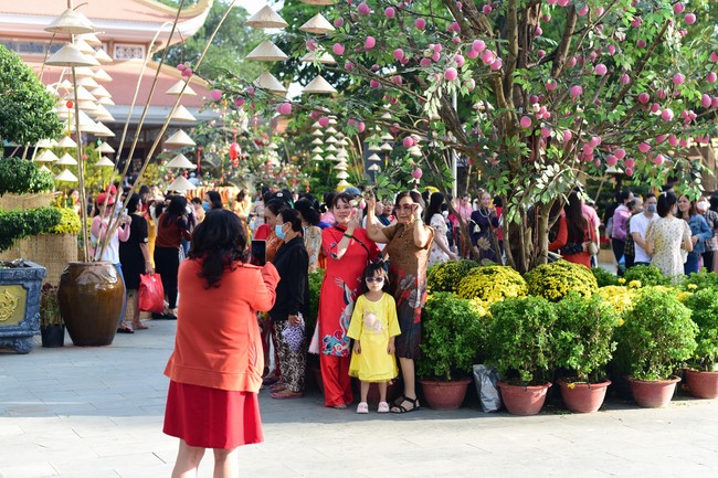 Chùm ảnh mồng bốn Tết Nhâm Dần