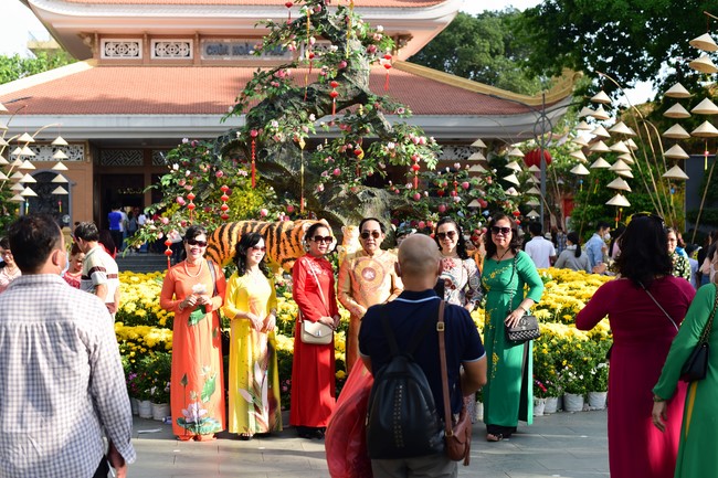 Chùm ảnh mồng bốn Tết Nhâm Dần